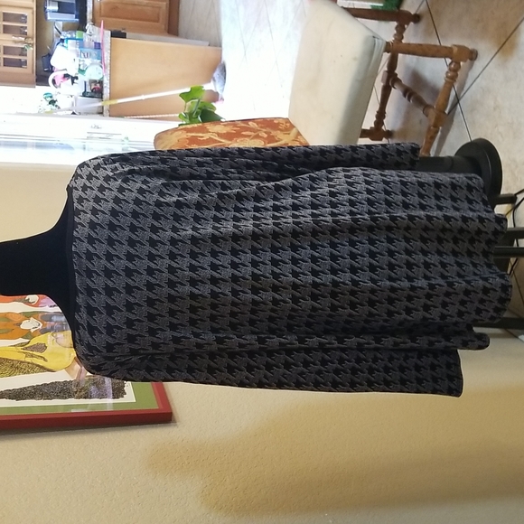 Lularoe Halloween, Black Crows design Lynnae long sleeve top plus size 3X - Picture 5 of 9